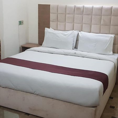 Hotel Sherition 1 拉合尔 外观 照片