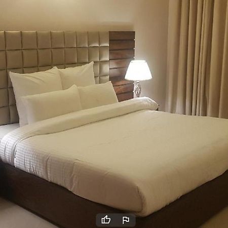 Hotel Sherition 1 拉合尔 外观 照片